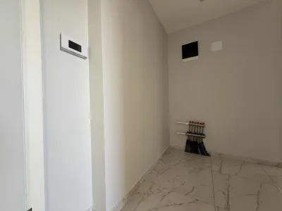 PANORAMİK DENİZ MANZARALI BALKONLU BAKIMLI GENİŞ E.BANYOLU 2+1 — fotoğraf 28