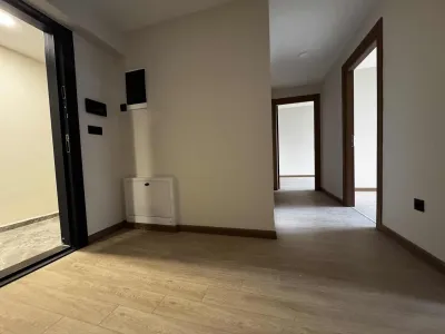 GENİŞ FERAH BAHÇE KULLANIMI E.BANYOLU KREDİ VE TAKASA UYGUN 2+1 — fotoğraf 18