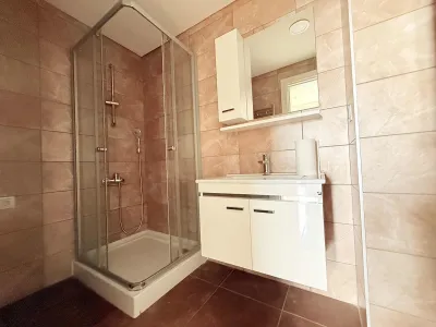 MANZARALI E-5 YANI ÇİFT CEPHE ANK.SETLİ KULLANIŞLI DONATILI 2+1 — fotoğraf 27