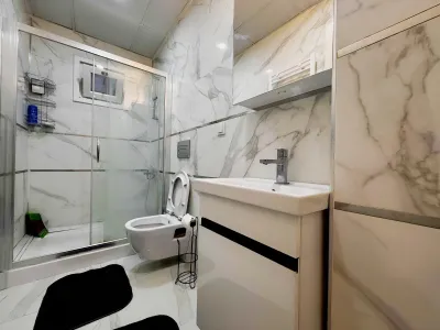 ERENKÖY E.EFENDİ'DE OTOPARK+ FULL EŞYALI TEMİZ ÖZEL DEKOR 2+1 — fotoğraf 13