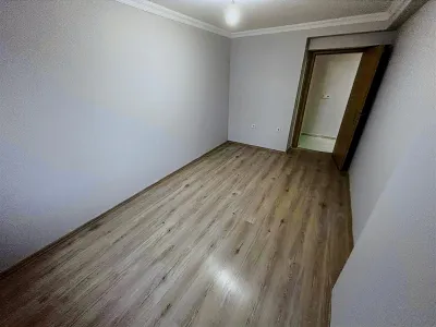G.BAĞLAR A.CADDESİ-METRO 5DK-CAM BALKON-GENİŞ-KREDİ-LİMİTSİZ-3+1 — fotoğraf 4